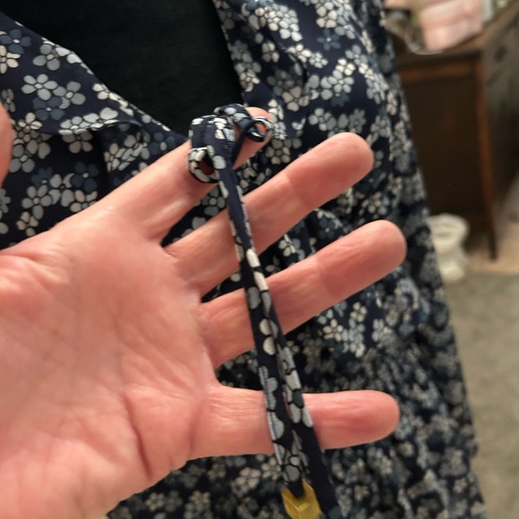 MICHAEL Michael Kors Navy Floral Blouse L - Picture 8 of 8